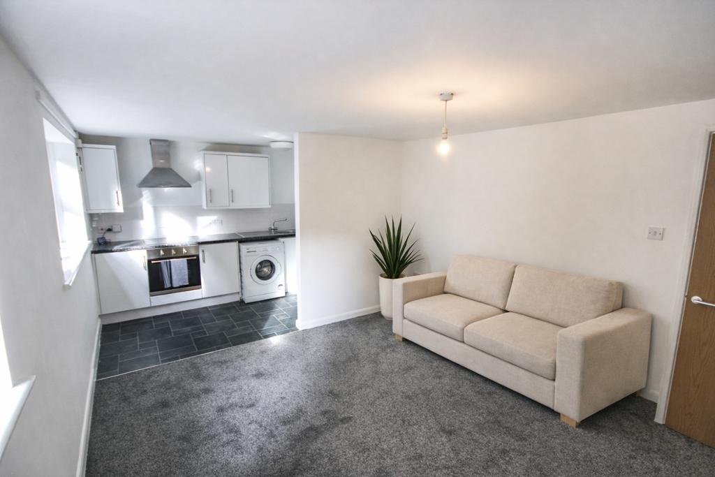 24 Chardlace - Living room
