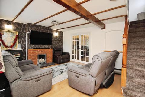 3 bedroom semi-detached house for sale, Bignal Drive, Leicester, LE3