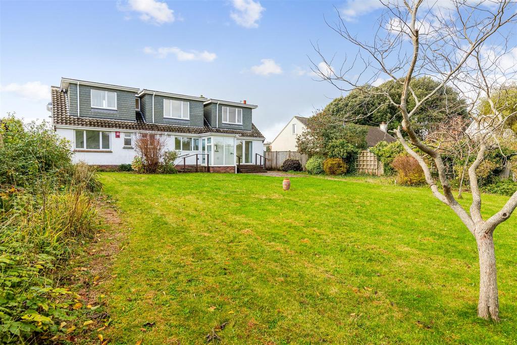 A07 - Red Tor, Seaway Lane Torquay - 251113.jpg