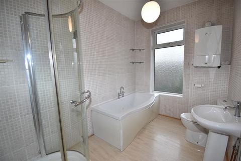 2 bedroom terraced house to rent, Manchester Road, Manchester M29