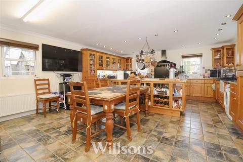3 bedroom detached house for sale, Helsey, Hogsthorpe, Skegness