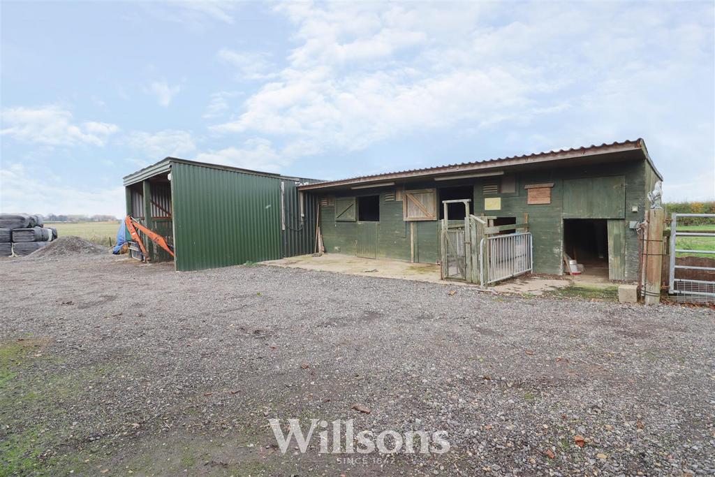 Yard & Further Range of Out Buildings