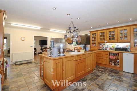 3 bedroom detached house for sale, Helsey, Hogsthorpe, Skegness