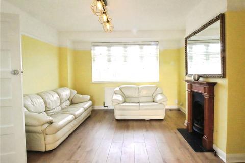 undefined, Penn Close, Greenford, UB6