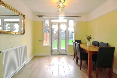 undefined, Penn Close, Greenford, UB6
