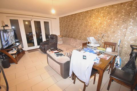 undefined, Oakdale Gardens, Chingford , London. E4 9HA