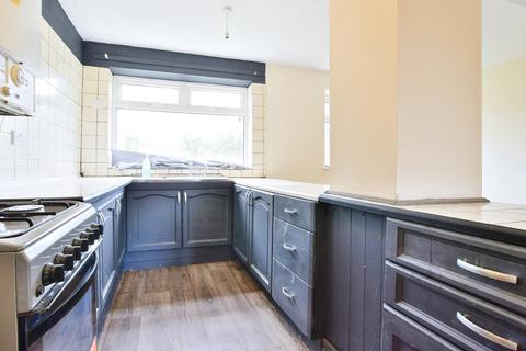 3 bedroom semi-detached house to rent, Goring Avenue, Manchester, M18