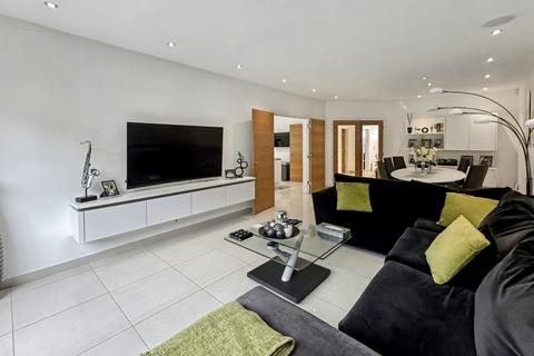 undefined, The Square, Ringley Chase, Whitefield, M45
