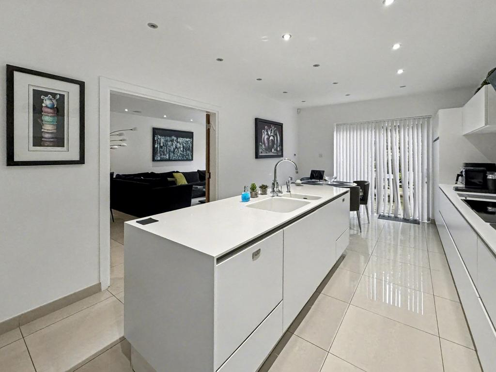 Kitchen / Breakfast Room