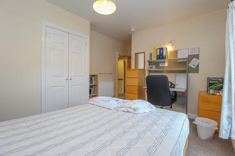 undefined, King Street, Pontypridd CF37