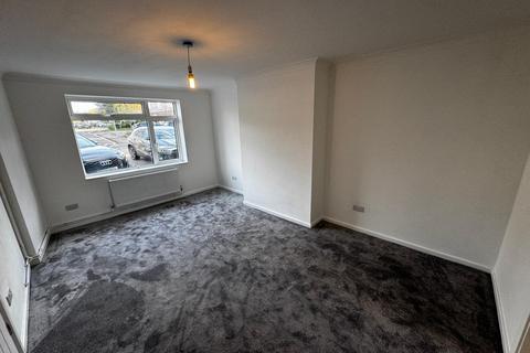 2 bedroom maisonette to rent, Shooters Road, Enfield EN2