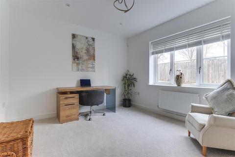 3 bedroom detached house for sale, Redbank Close, Newport CB11