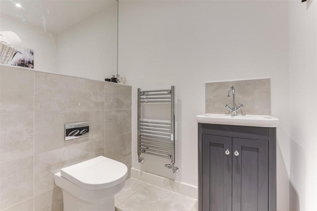 Redbank Close-22.jpg