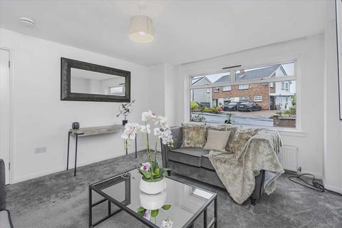 4 bedroom detached house for sale, 6 Bronte Place, FK5 4HN