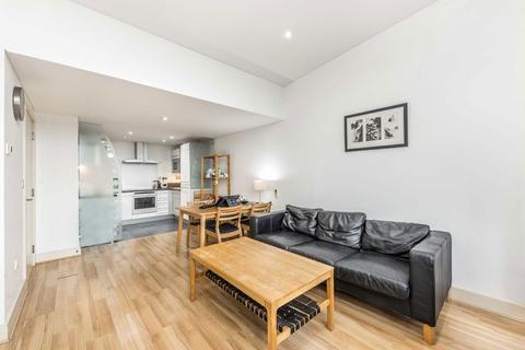 undefined, Crews Street, London E14