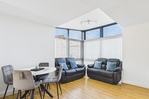 2 bedroom flat for sale, Rickman Drive, Birmingham B15