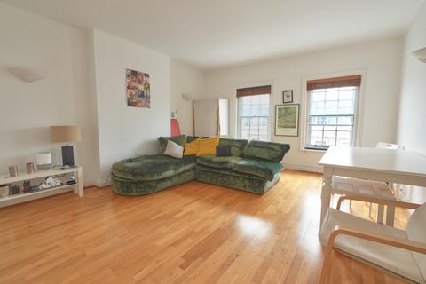 3 bedroom apartment to rent, St. Johns Wood High Street, London NW8