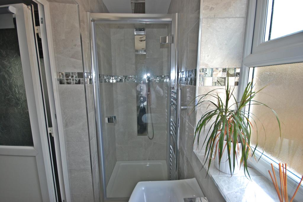 GF Shower room