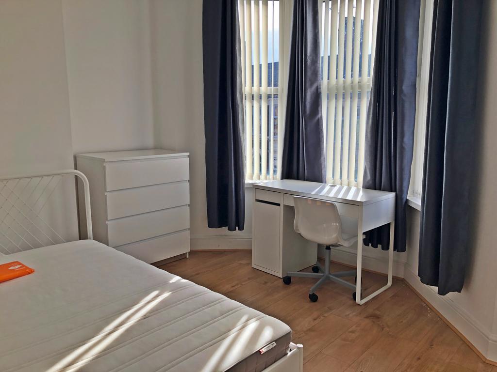 1st FF bedroom