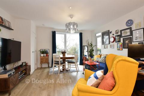 undefined, Academy Way, Loughton IG10