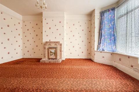 3 bedroom semi-detached house for sale, White Hart Lane, Portchester,