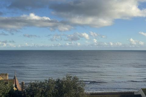 1 bedroom flat for sale, West Cliff, Teignmouth Hill, EX7