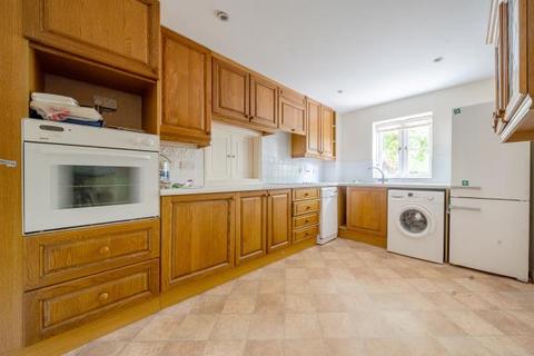 2 bedroom apartment for sale, The Playing Close, Charlbury, Chipping Norton