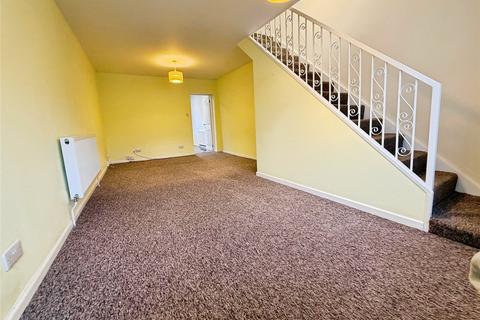 2 bedroom terraced house to rent, East Street, PO30