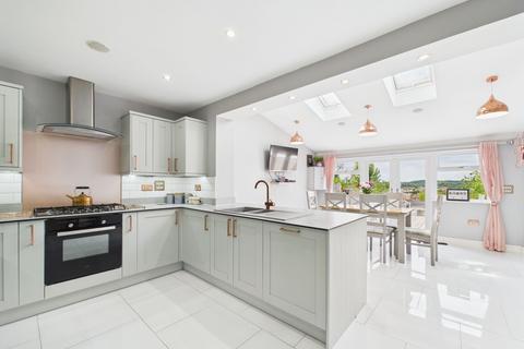 3 bedroom detached house for sale, Laneham Avenue, Arnold, Nottingham