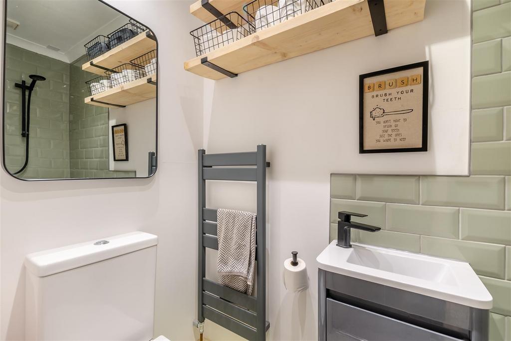 Ensuite