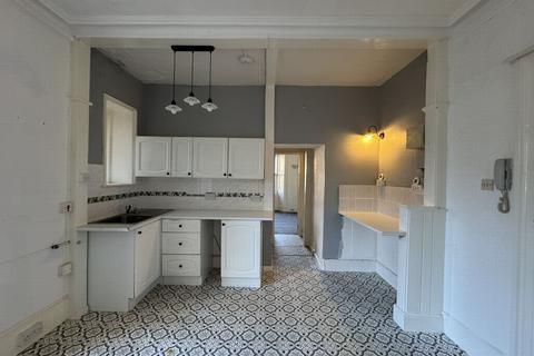 1 bedroom flat for sale, West Cliff, Teignmouth Hill, EX7
