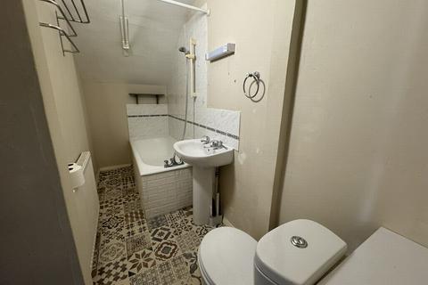 1 bedroom flat for sale, West Cliff, Teignmouth Hill, EX7