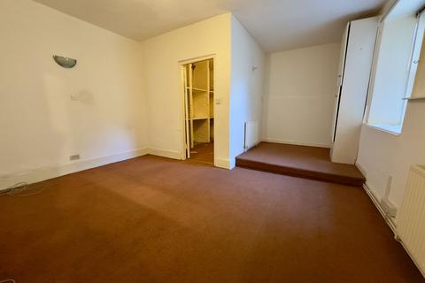 1 bedroom flat for sale, Devon Court, 18 -20 Teignmouth Hill, EX7