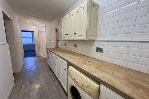 1 bedroom flat for sale, Devon Court, 18 -20 Teignmouth Hill, EX7