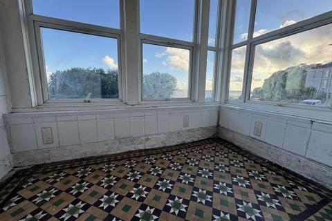 2 bedroom flat for sale, West Cliff, Teignmouth Hill, EX7