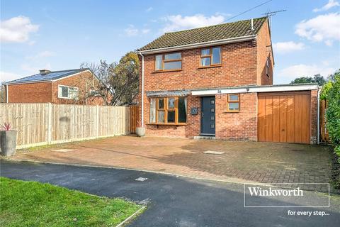 4 bedroom detached house for sale, Meadow Way, Dorset BH31