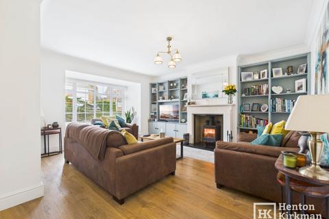 4 bedroom detached house for sale, Chestwood Close, Billericay