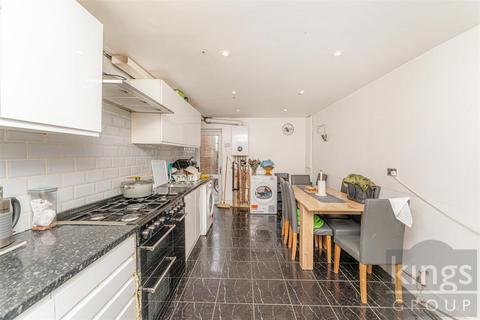 6 bedroom end of terrace house for sale, Westbury Road, London