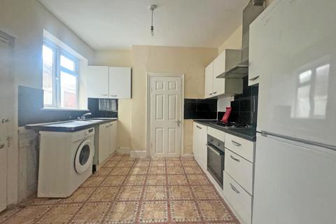 4 bedroom terraced house for sale, Caledon Road, London, E6