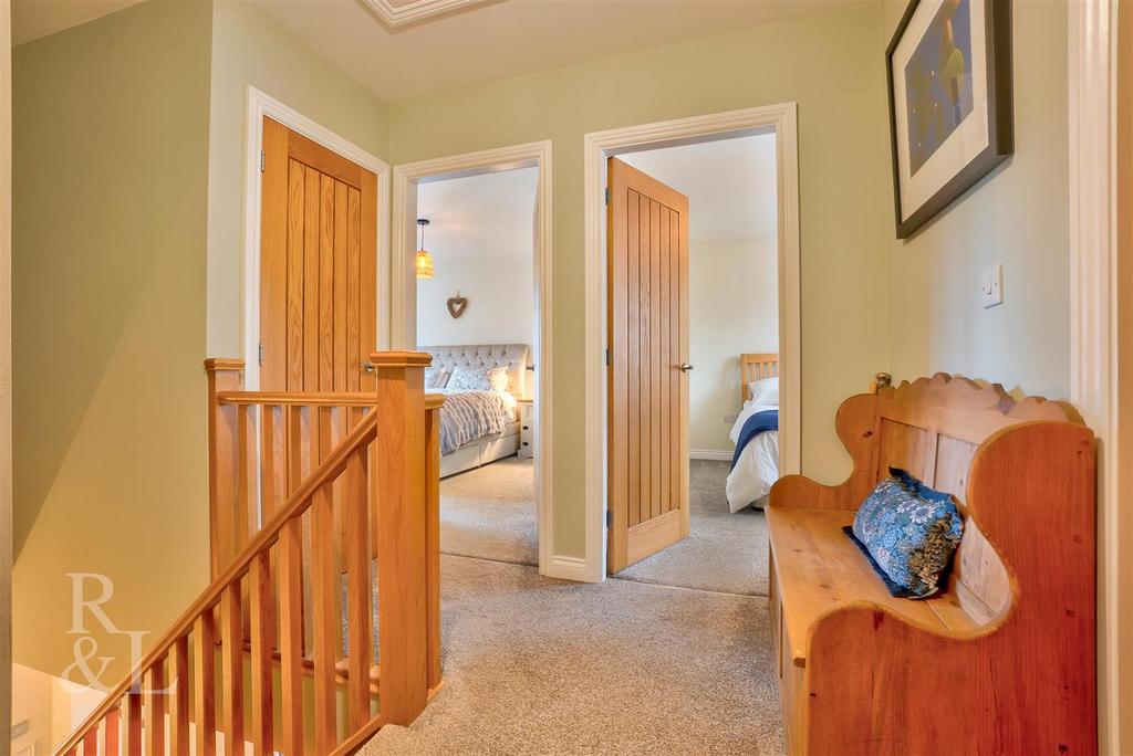 20 Ragley Close (28).jpg