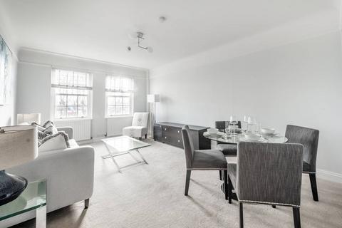 Fulham Road, Chelsea, London, SW3