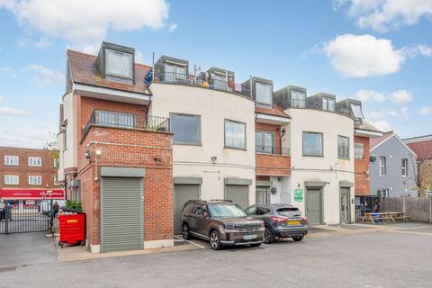 undefined, Ealing Road, Wembley, HA0