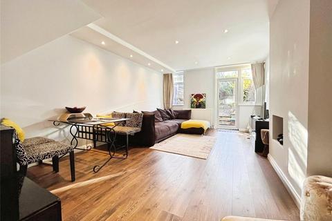 Lambscroft Avenue, London SE9