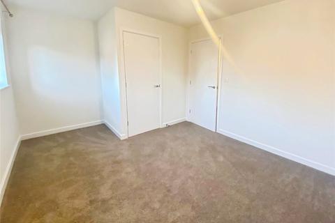 2 bedroom semi-detached house to rent, Poplar Way, Warwickshire CV9