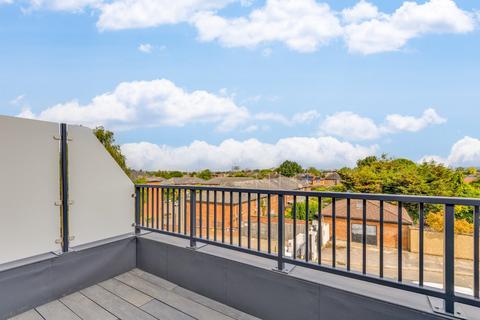 2 bedroom apartment to rent, Purley Avenue, Cricklewood, London, NW2