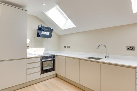 2 bedroom apartment to rent, Purley Avenue, Cricklewood, London, NW2