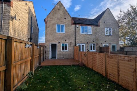 2 bedroom end of terrace house for sale, Oak Tree Close, Wickersley