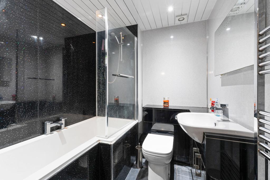 176 Queens Crescent 17