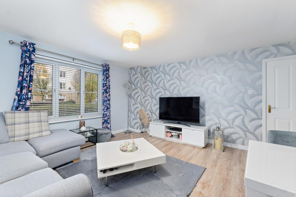 176 Queens Crescent 07