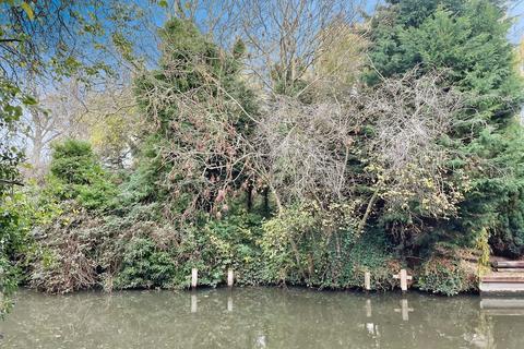undefined, West End, March PE15